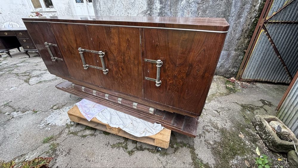 Aparador em madeira art deco