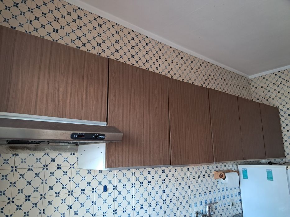 Móvel cozinha castanho