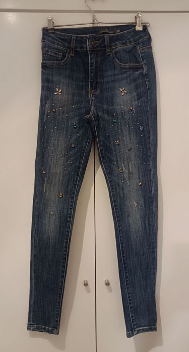 Calças de ganga com brilhantes
