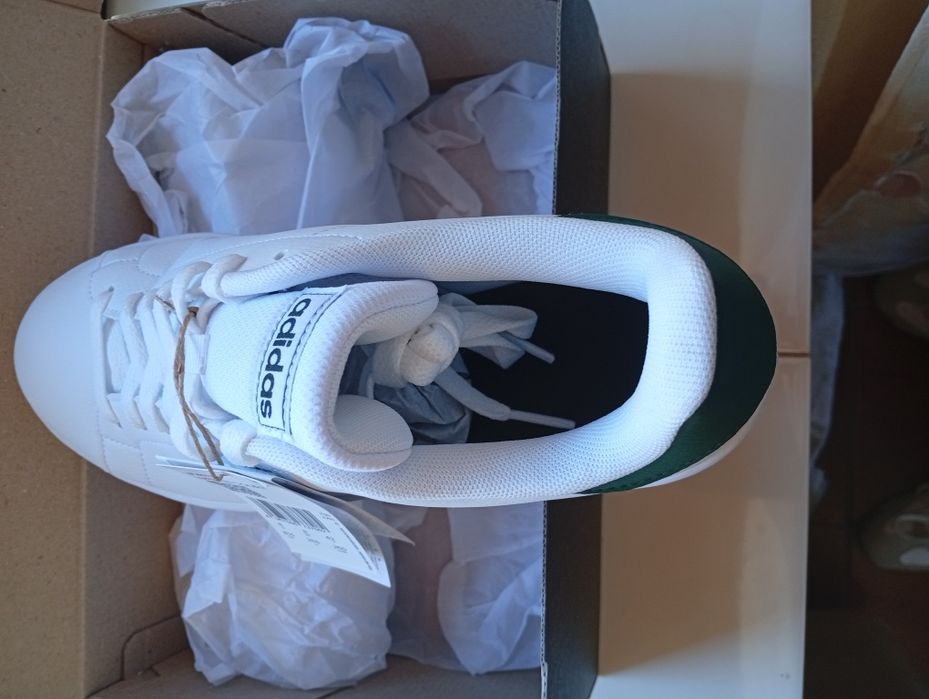 Sapatilhas adidas unisexo 42 Novas