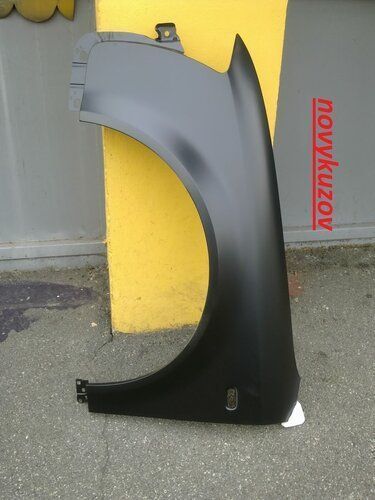 Крило переднє на Audi A4