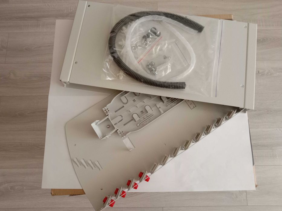 Оптичний крос ODF -1U-FC 08 на 8ОВ