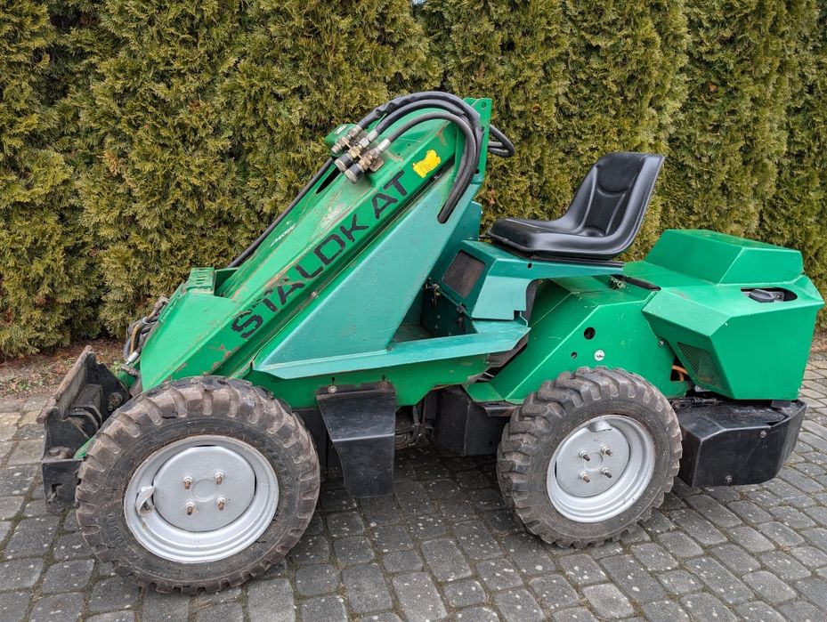 Miniladowarka AVANT 4x4 MULTI , przegubowa! DIESEL!  Łyżka i  widły!