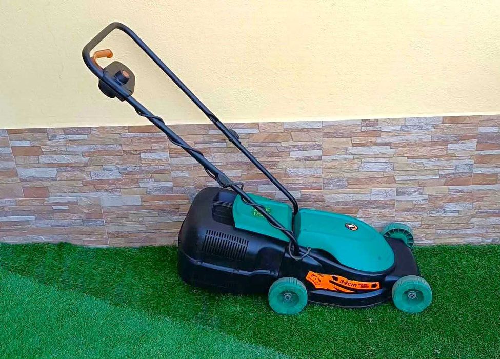Corta Relvas Black&Decker
