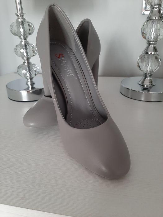 Nowe czółenka na słupku