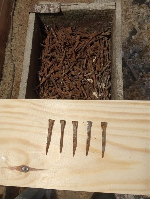 Цвяхи для підков