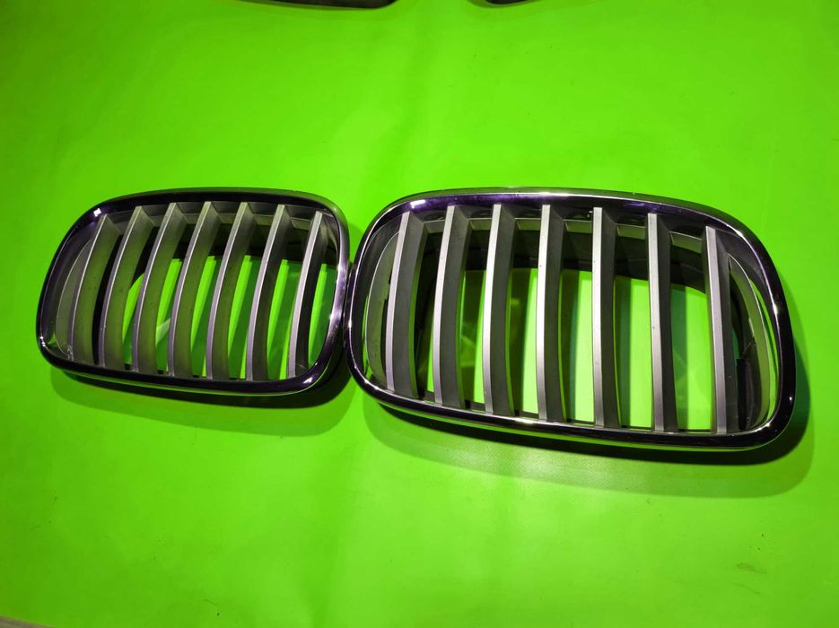 Решетки капота BMW X5 E70 E71 ноздри решітки радіатора БМВ Х5 Е70 Е71