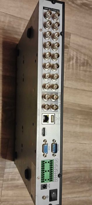 Видеорегистратор Dahua DH-DVR0804HF-A + 2000 Гб