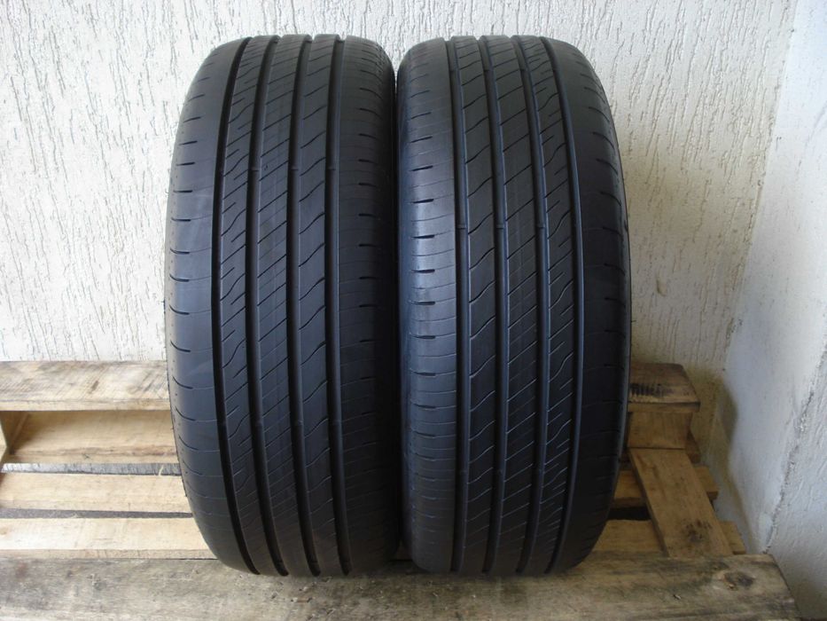 Goodyear Efficient Grip  215/55 r 17  2 - sztuki letnie