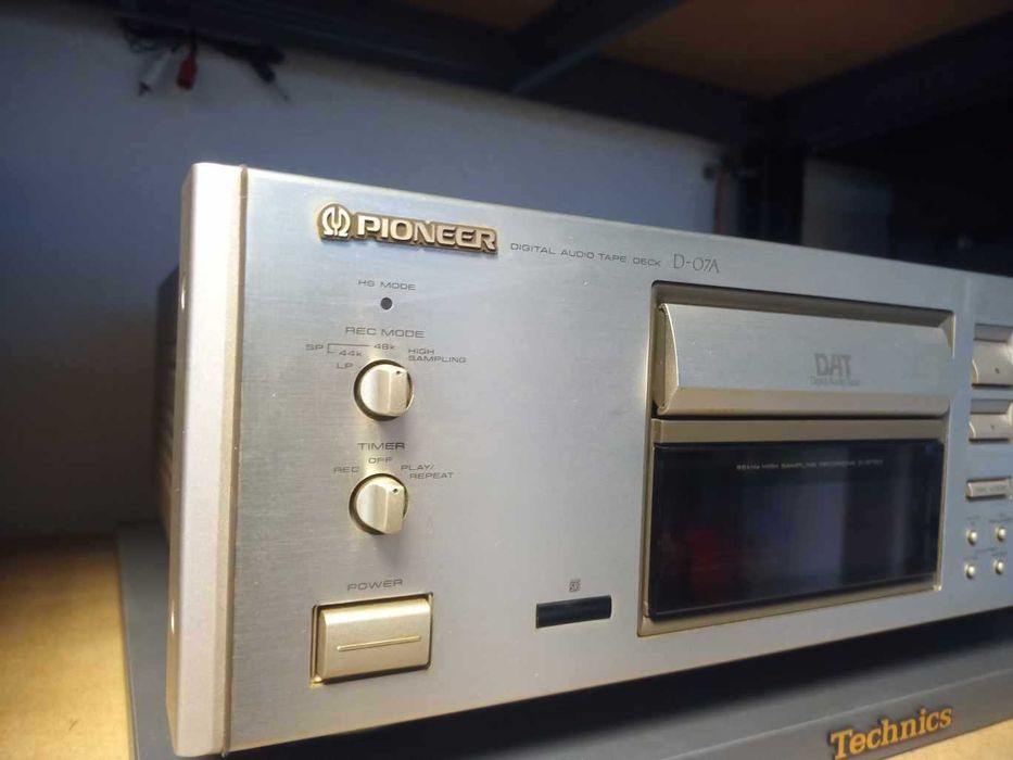 Sprzedam Pioneer DAT D-07A