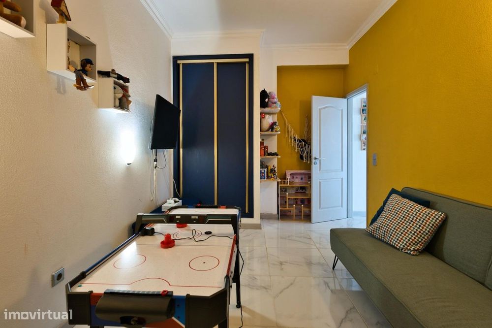 Moradia T5 Renovada com Piscina em Óbidos