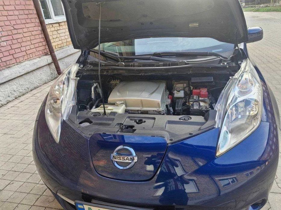 Продам Nissan Leaf 2017, 30kw