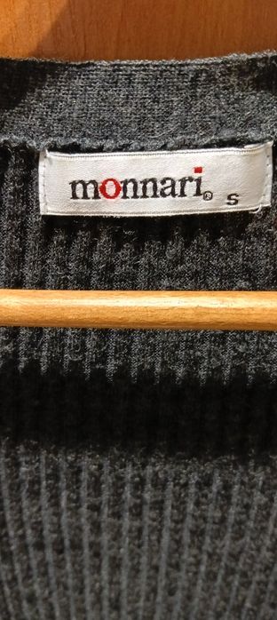 Sweter dzianinowy Monnari