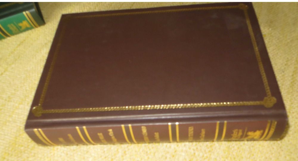 Livro O Júri + 3 contos - Autor Jonh Crisham - 1ª Edição Dezembro 1997