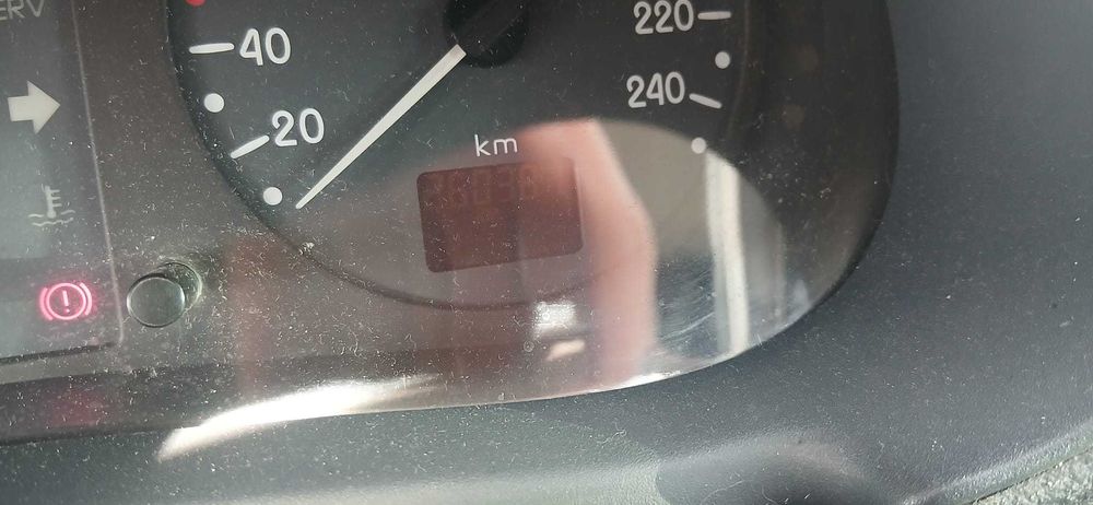 Vendo renault clio 1.2 gasolina do ano 2000