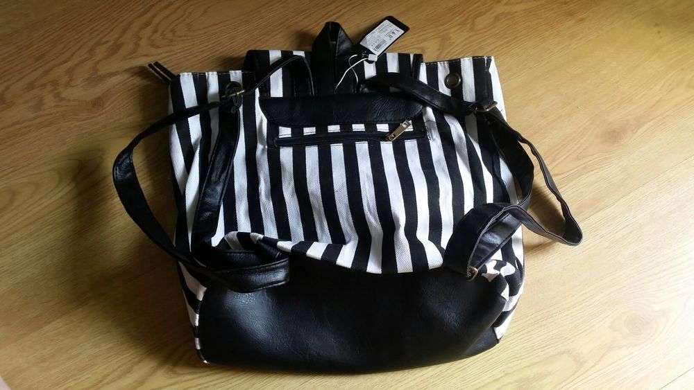 Plecak damski czarno-biały nowy