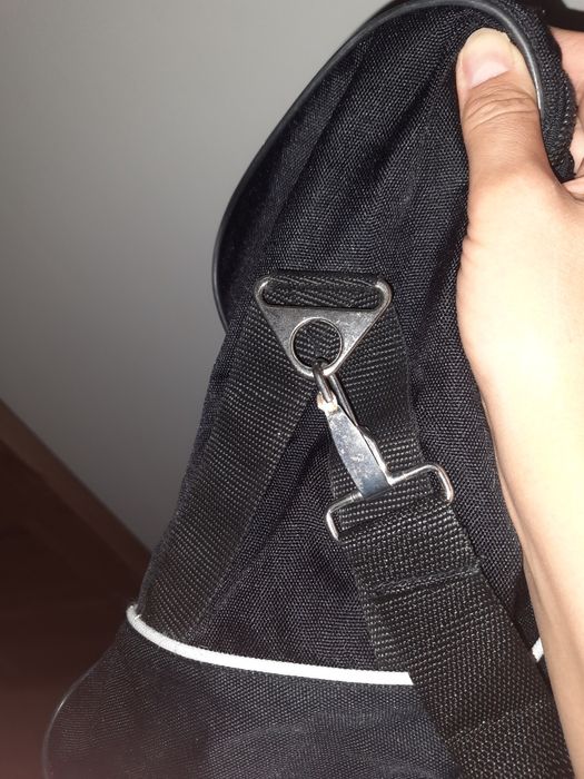 Сумка велика баул дорожня з плечевим ременем та карманами