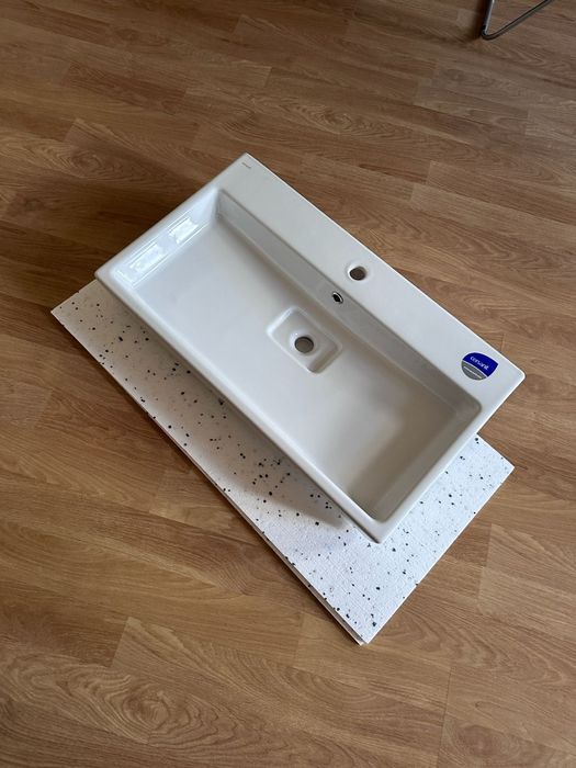 Umywalka biała 80cm - Cersanit Vigro