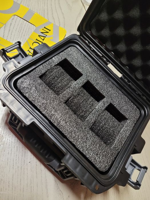 Walizka na 3 zegarki Invicta