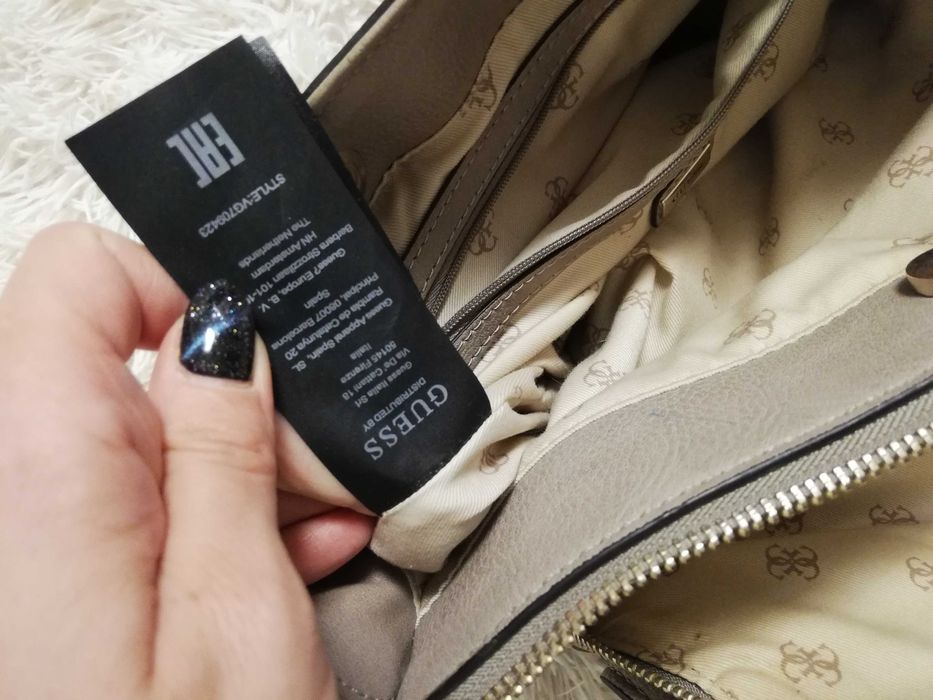 torebka Guess beżowa TOREBKA GUESS VG709423/FOREST SZOPERKA