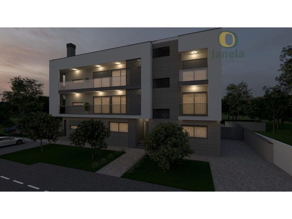 Excelente T2, NOVO, com piscina, jardim, arrecadação e garagem