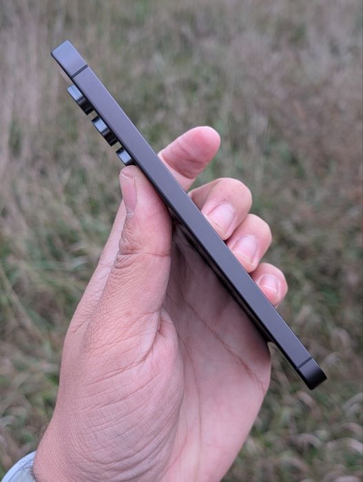 Samsung s24 fe (8/256 официальная глобальная версия как новый камерафо