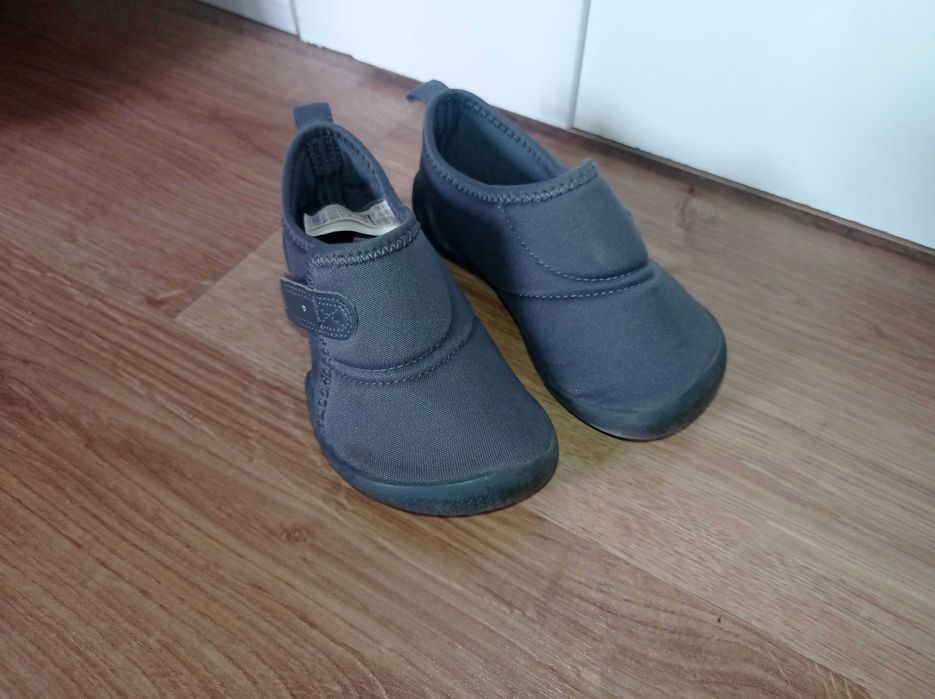 Domyos kapcie używane przedszkolne rozmiar 26