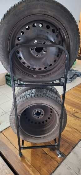 4x Fulda 205/55 R16 zimowe DOT 2018 + felgi stalowe + kołpaki