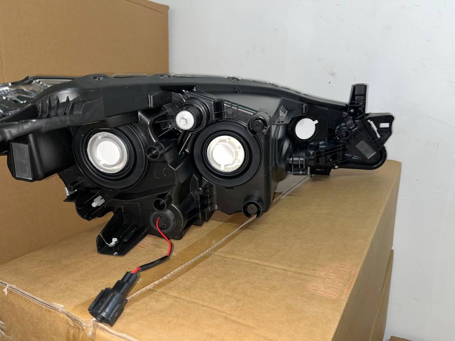 Фара ліва Nissan Kicks 2021 2022 2023 2024