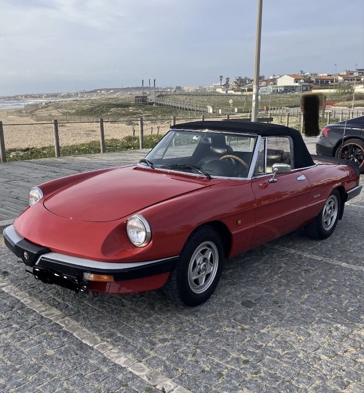 Alfa Romeo Spider 1.6
