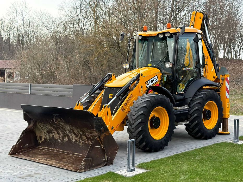Usługi  Transportowe  wywrotka 8×8 i koparkoładowarką.Sprzedaż ziemi