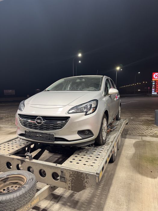 Opel Corsa E maska Z176 w kolor