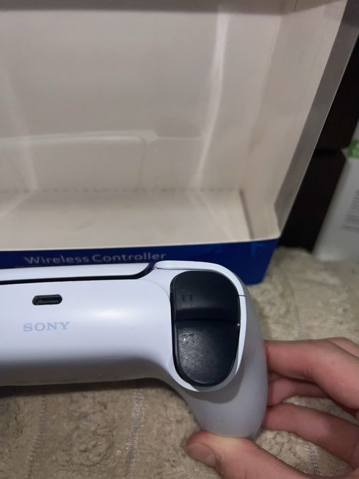 Продаю Оригинальный геймпад PS5 DualSense.