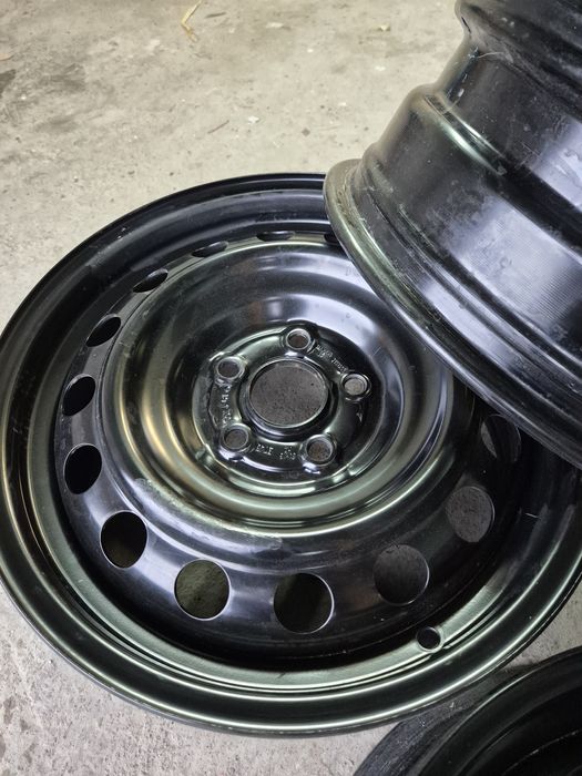 Oryginalne felgi TOYOTA YARIS