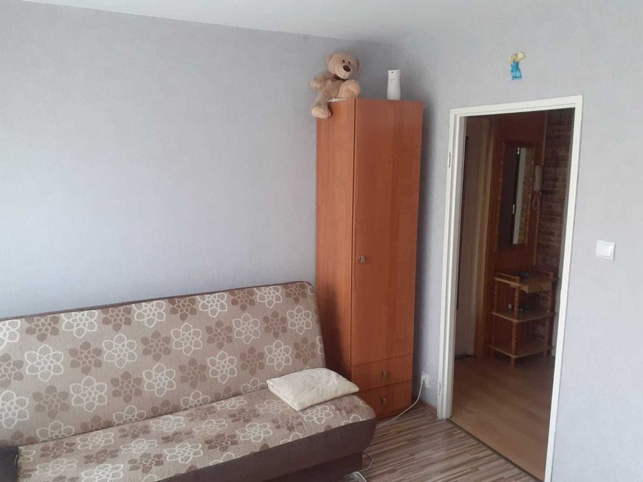 Wynajmę Mieszkanie 32.3 m2 / Dwa Pokoje / Pierwsze Piętro