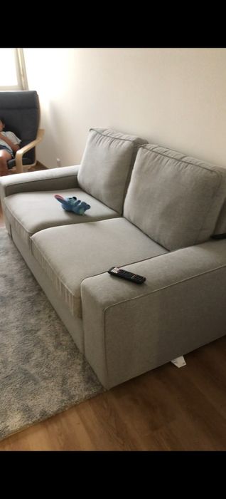 Sofá 2 lugares cinzento