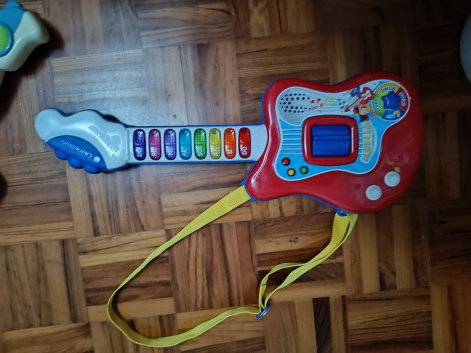 Guitarra clementoni