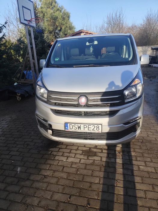 Fiat Talento Fiat Talento 9-osobowy – uszkodzony – dymi, brak reakcji na gaz