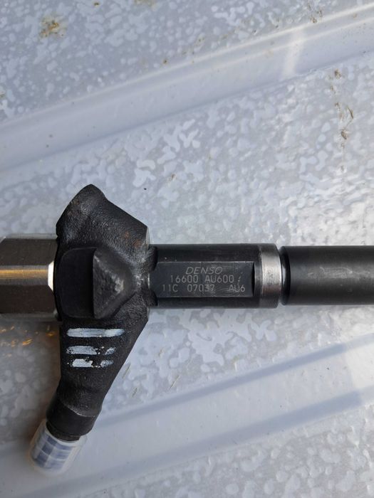 Форсунки NISSAN Denso 16600 AU600