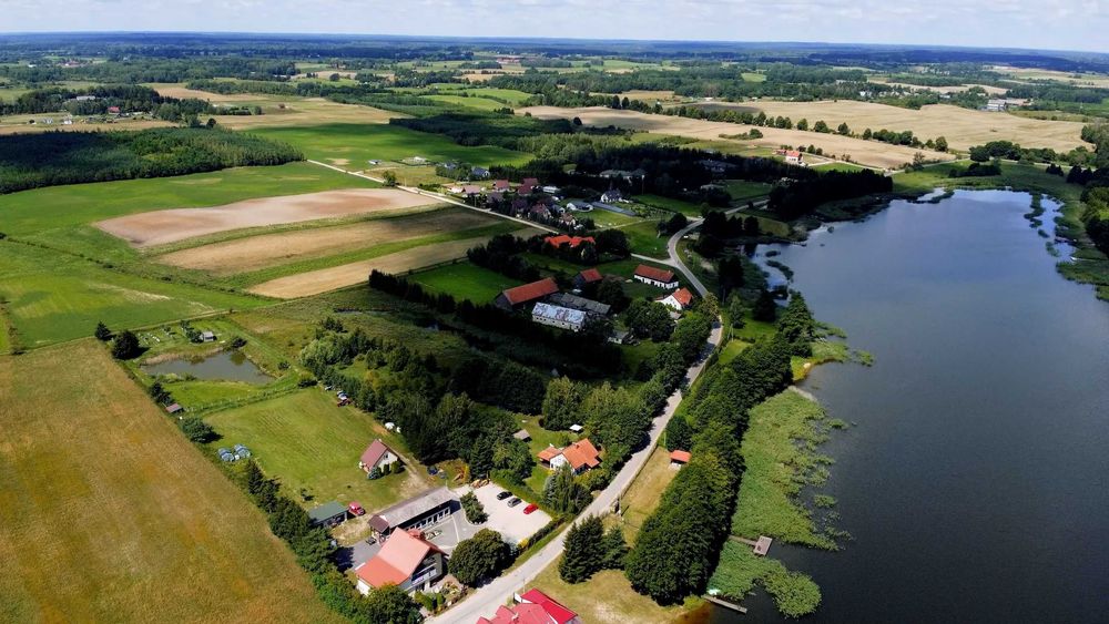Działka nad jeziorem Brajnickim