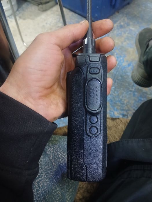 Рація Motorola R7