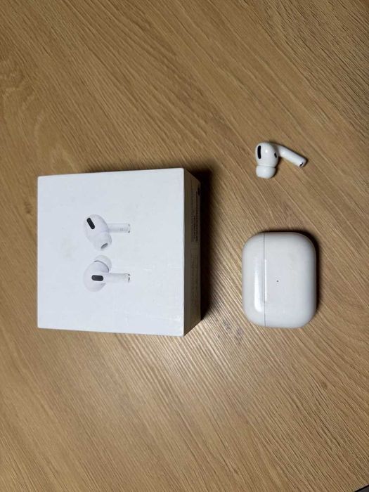 Правий навушник Air Pods Pro 1 (A2083)