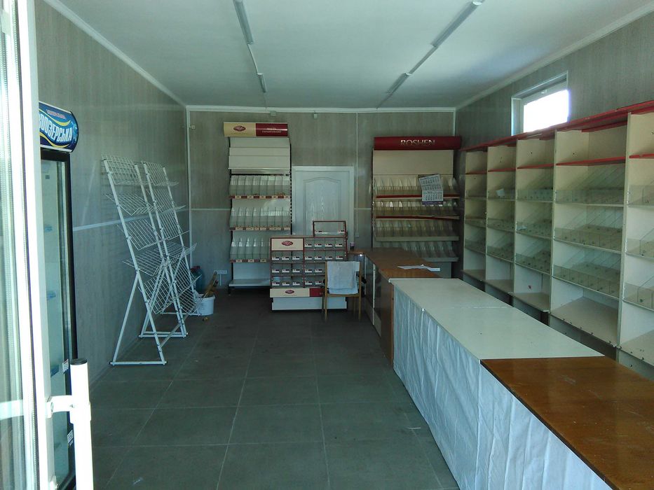 Приміщення під торгівлю 350 м.кв. фасад з рампами Оптовий ринок поруч