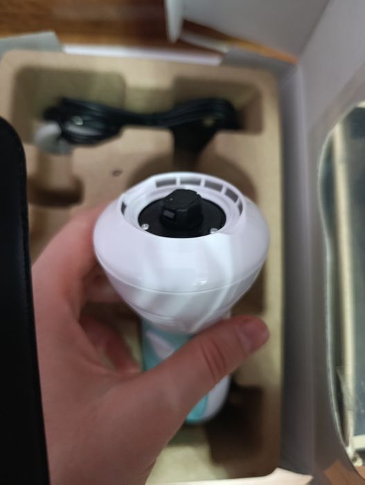 Масажер для обличчя, пилка для ніг