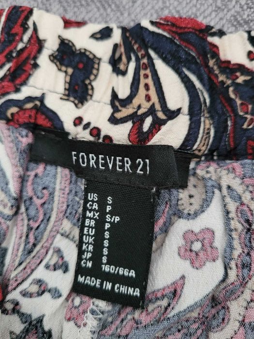 Calças à boca de sino Forever 21, tamanho S/36