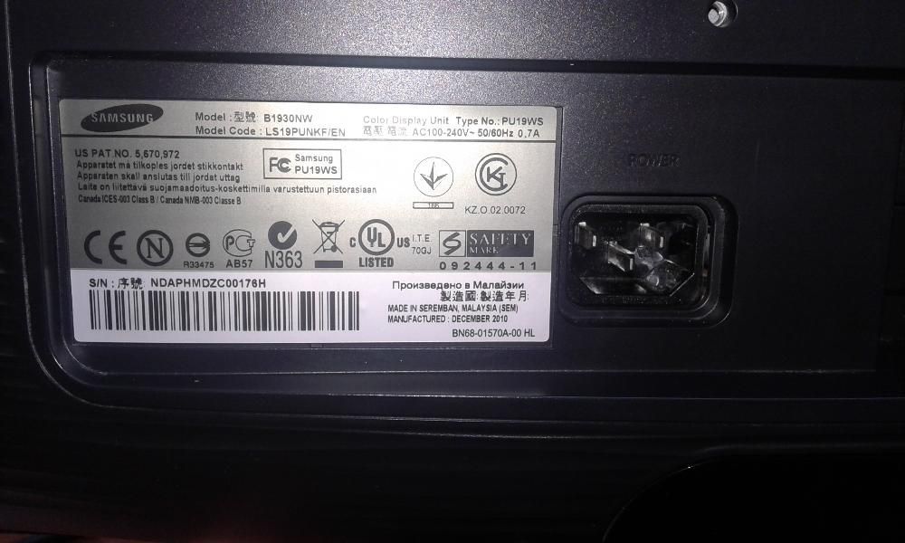 Монітор Samsung 19