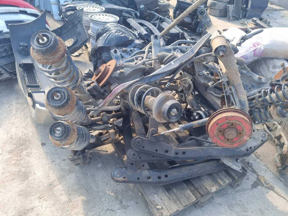 Дверь  Renault grand scenic 3  Dacia Logan MCV,dacia sandero largus