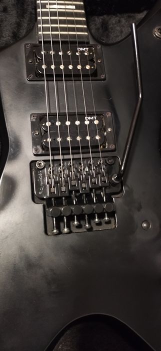 Guitarra Dean ML Modifier Black Satin