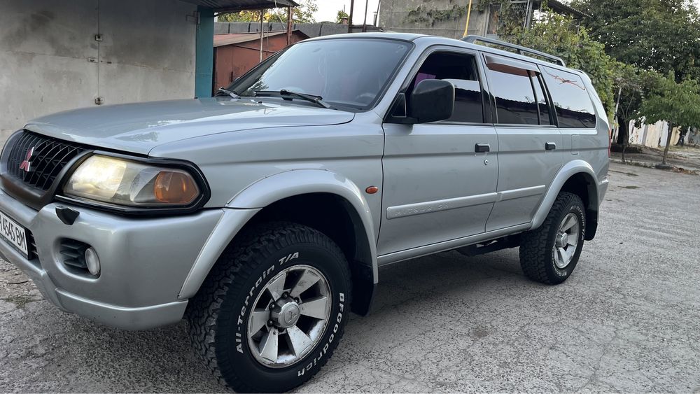 Продам Митцубиши паджеро 3.0 автомат, газ/бензин!