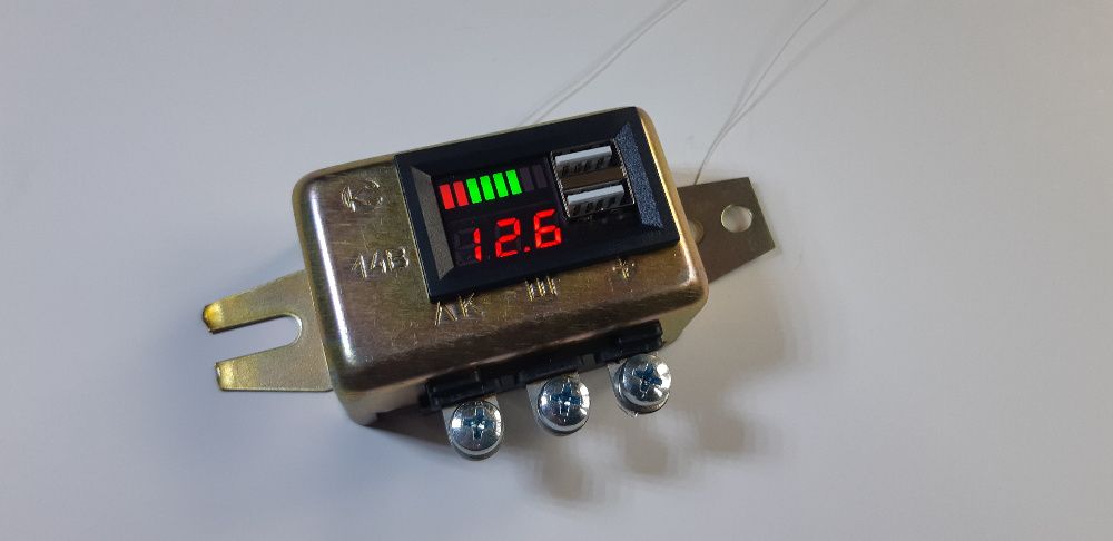 Регулятор напряжения для мото Днепр Урал 33. 3702 с вольтметром и USB